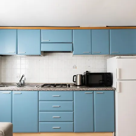 Youhosty - Confalonieri 21 Apartament Mediolan