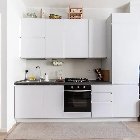 Youhosty - Colonna 59 Apartment