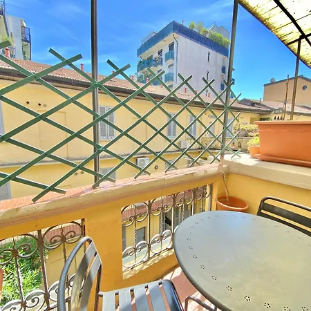 Appartement In Coorte Di Prestigio Salutati *