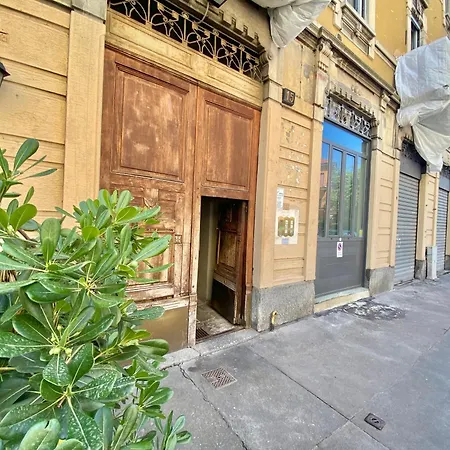 In Coorte Di Prestigio Salutati Apartment Milan