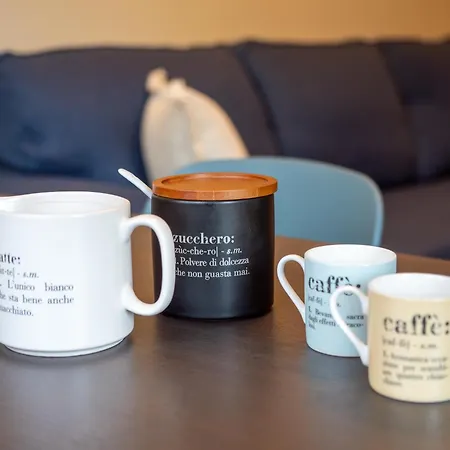 Modern 2br With Private Balcony, Steps To Metro * Милан