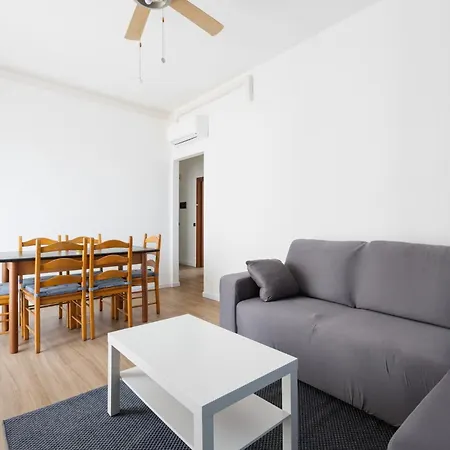 Appartement Guesthost - Corso Lodi Modern With Balcony