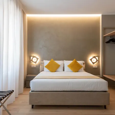 Heart Duomo Missori Mailand