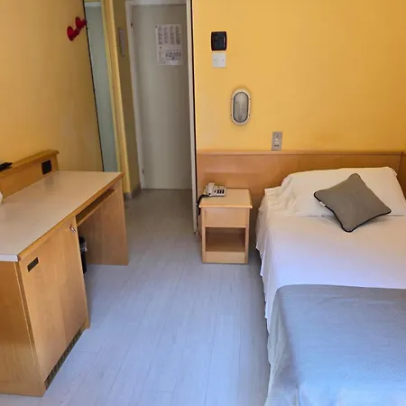 Mokinba Sant'ambroeus 3*