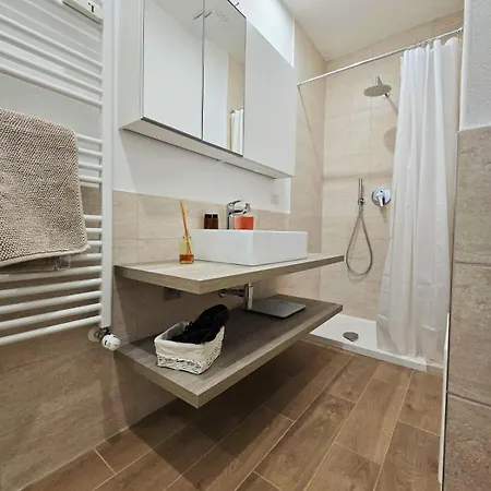 Appartamento Yr - Tibaldi Milano