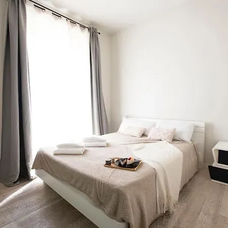 아파트 We - Sarpi House -