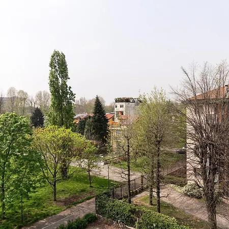 Apartament Youhosty- Terragni 31 *