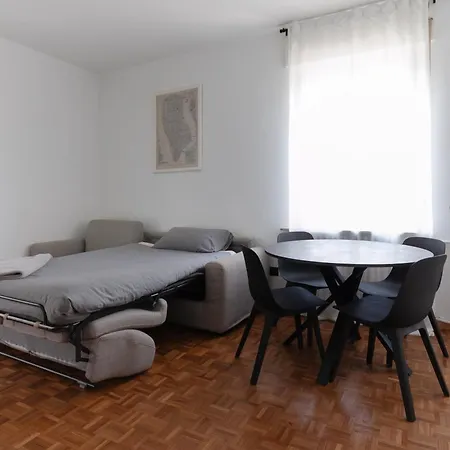 Youhosty- Terragni 31