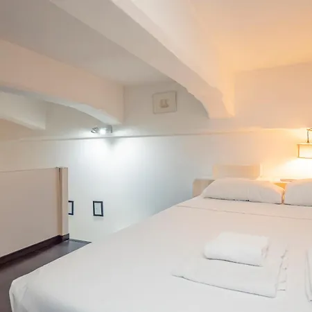 Youhosty - Porta Romana Sx *