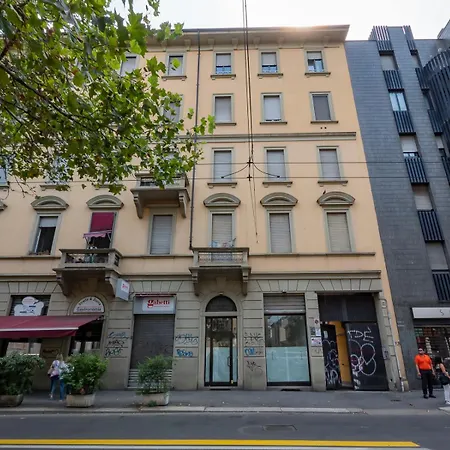 Youhosty - Porta Romana Sx *