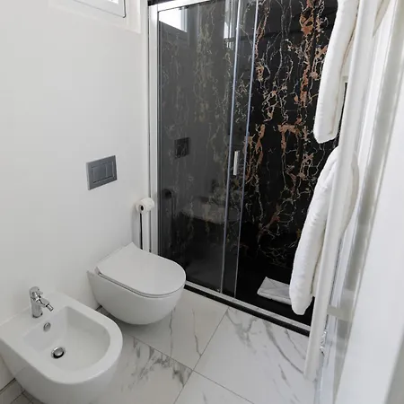 Elegant In The Heart Of Apartment