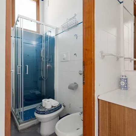 Guesthost - Turquoise Mini Flat Near Fs Lejlighed