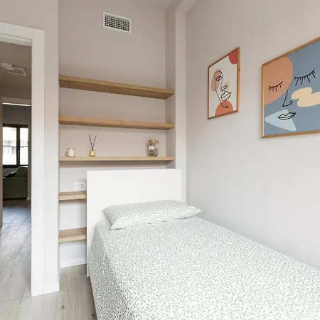 Apartment Superior With Veranda And Shared Swimming Pool