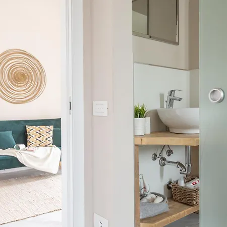 Apartmán Stylish Studio, Skyline View, Modern Amenities Milán