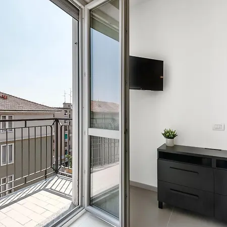 Stayeasy Piane56 Panoramic Next To M5 Metro * Milan