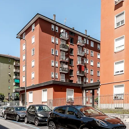 Stayeasy Piane56 Panoramic Next To M5 Metro * Milan