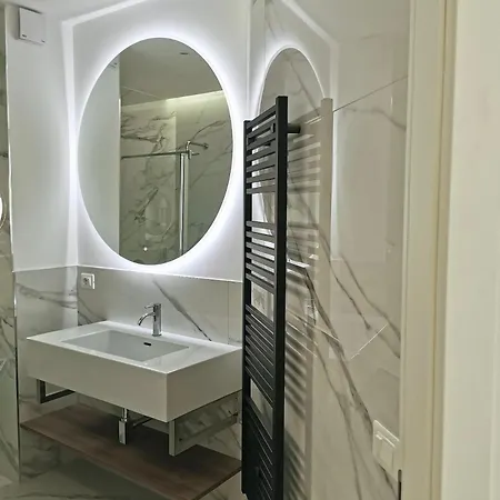 Apartment San Babila Luxury Milan