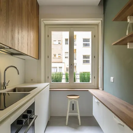 San Babila Luxury Apartment Milan