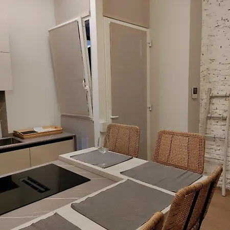 Ticinese Apartment Mailand