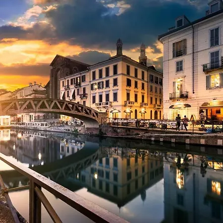 Duomo Navigli - Resinart With Patio And Wifi アパート ミラノ