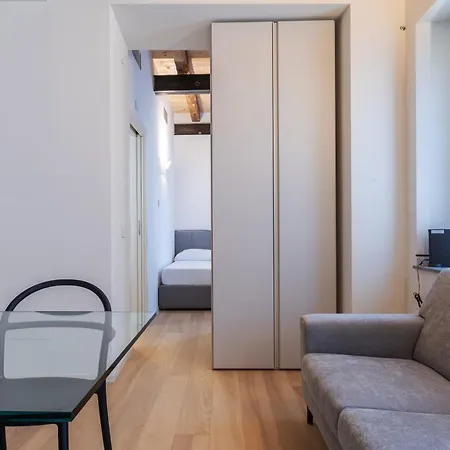 Easyhomes - Bandello Lejlighed *