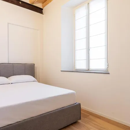 Easyhomes - Bandello Apartment