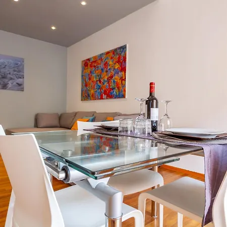 Marghera 10 The Milanese Experience Апартаменты Милан