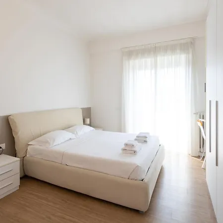 Ampio Bilocale Dateo - Mirable Pm *