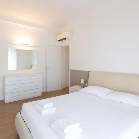 Ampio Bilocale Dateo - Mirable Pm *