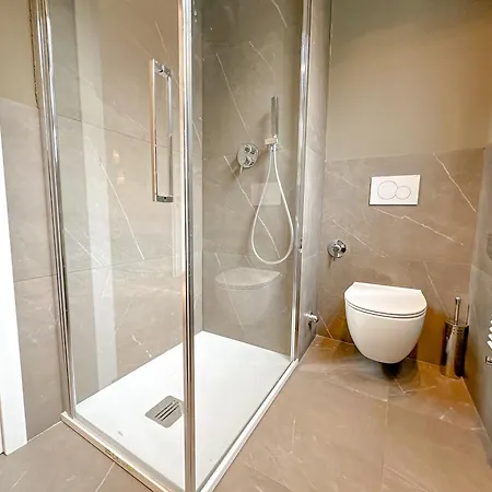 Апартаменты Ranzoni 21 - 15 Min Dal Duomo