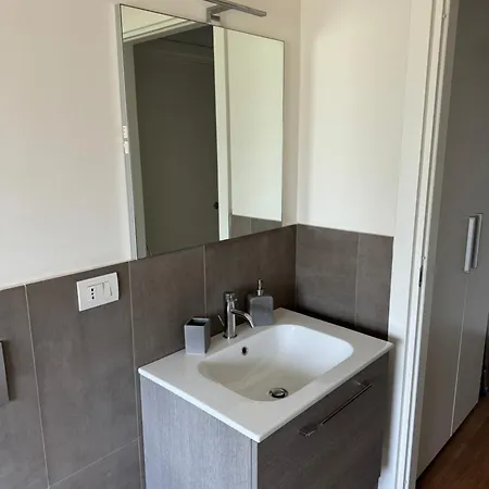 Casa Varesina ميلان