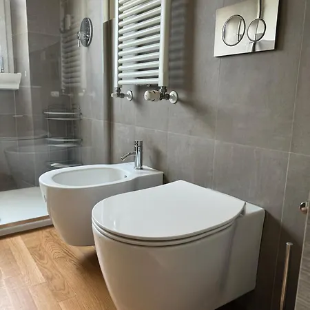 Casa Varesina Apartment Milan