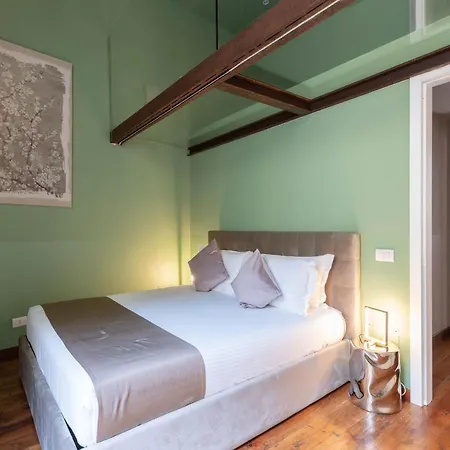 Apartment Heart San Sepolcro Duomo Milan