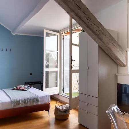 شقة The Rent - Beautiful With Balcony In Porta Romana ميلان