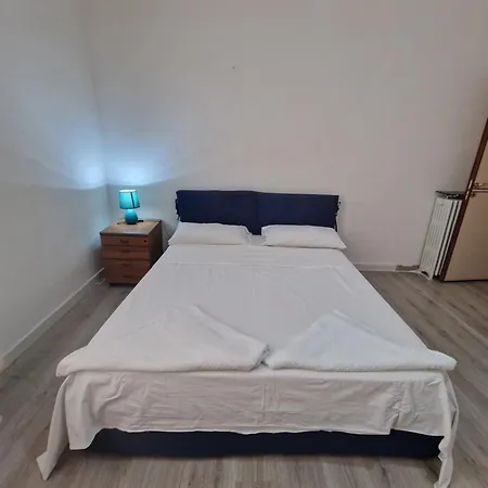 Проживание в семье In The Center - Stanza In Centro Citta *