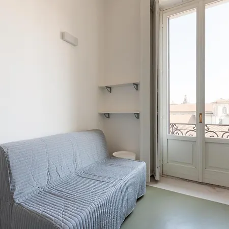 Magenta Long Let Apts Apartament