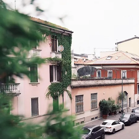 Comecasa Terraced In Porta Romana Apartment