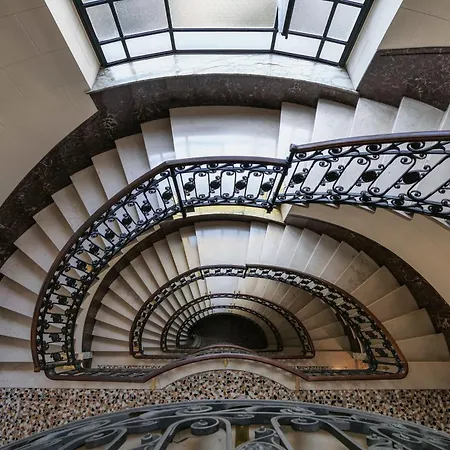 Luxury Penthouse With Rooftop Terrace アパート