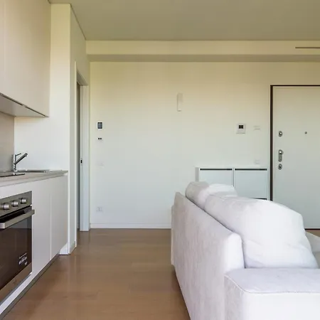 Luxury Flat With Pool Gym Spa Parking - Unit9b * Milan