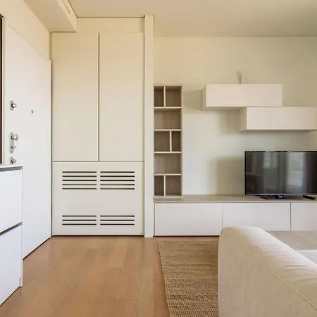 Apartment Luxury Flat With Pool Gym Spa Parking - Unit9b Milan