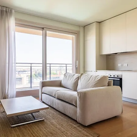 Luxury Flat With Pool Gym Spa Parking - Unit9b Apartment Milan