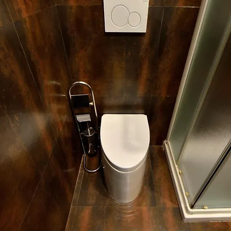 Deluxe Stile Industrial Centro Milano, Potente Wi-fi, 3 Linee Metropolitane- Collegato Direttamente Con Aeroporto Di Malpensa E Rho Fiera In 10 Minuti Apartment Milan