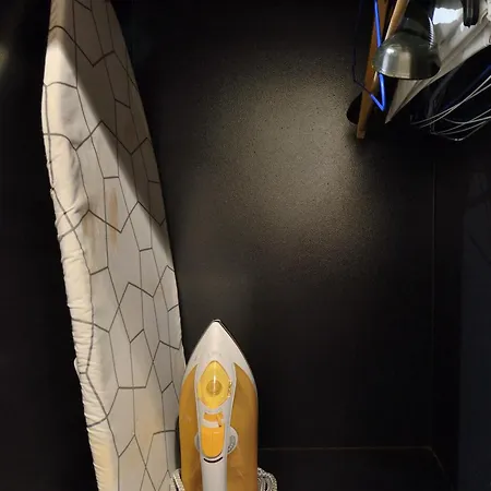 Apartment Deluxe Stile Industrial Centro Milano, Potente Wi-fi, 3 Linee Metropolitane- Collegato Direttamente Con Aeroporto Di Malpensa E Rho Fiera In 10 Minuti Milan