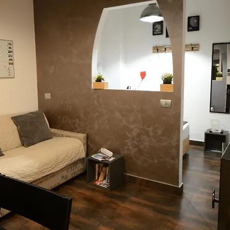 Apartment Deluxe Stile Industrial Centro Milano, Potente Wi-fi, 3 Linee Metropolitane- Collegato Direttamente Con Aeroporto Di Malpensa E Rho Fiera In 10 Minuti Milan
