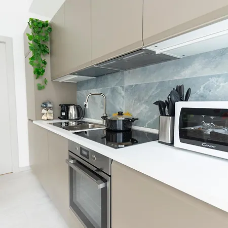 I-Host Grazioli 7 Urban Retreat *