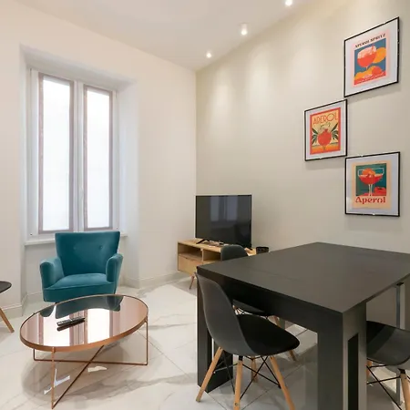 Xenia - Elegant Three-room In Moscova Area Daire