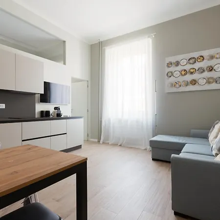 Guesthost - Washington Modern *