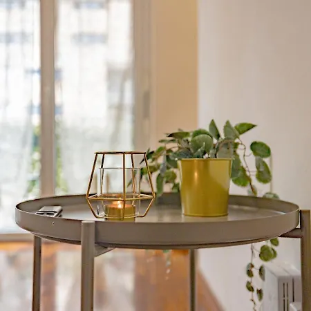 Arcimboldi Terrace Private Parking - Fast Wifi - Ac Apartamento *