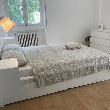 Daire Lovely Spacious Milano