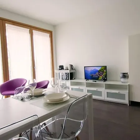Corso Vercelli Cozy Modern Flat Milan